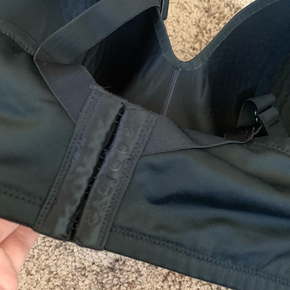 Cacique Black Lightly Lined No Wire T-Shirt Bra 42DD - Picture 2 of 4